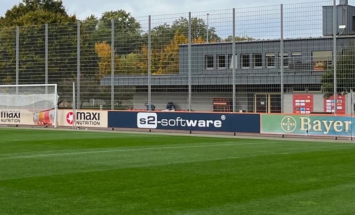 Trainingsplatz mit s2-Software-Bande am Leistungszentrum Kurtekotten